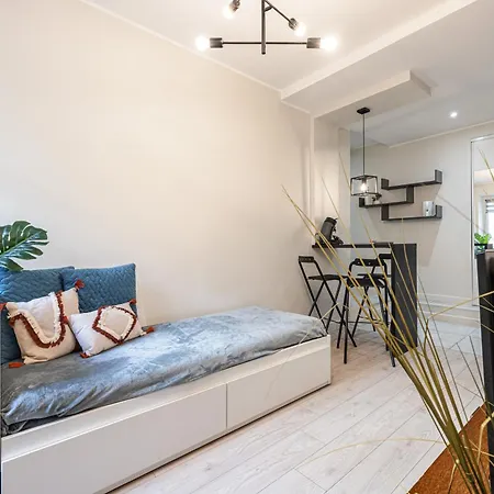 Apartment Le Grand Jean - Pres Gare Et Tram - Supermarches - Wifi - 3 Person
